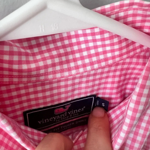 Vineyard Vines Button Down - Picture 2 of 3